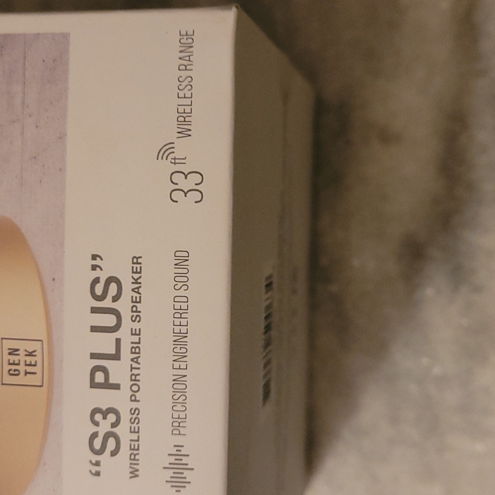 Wireless Portable Speaker - Picture 2 of 5